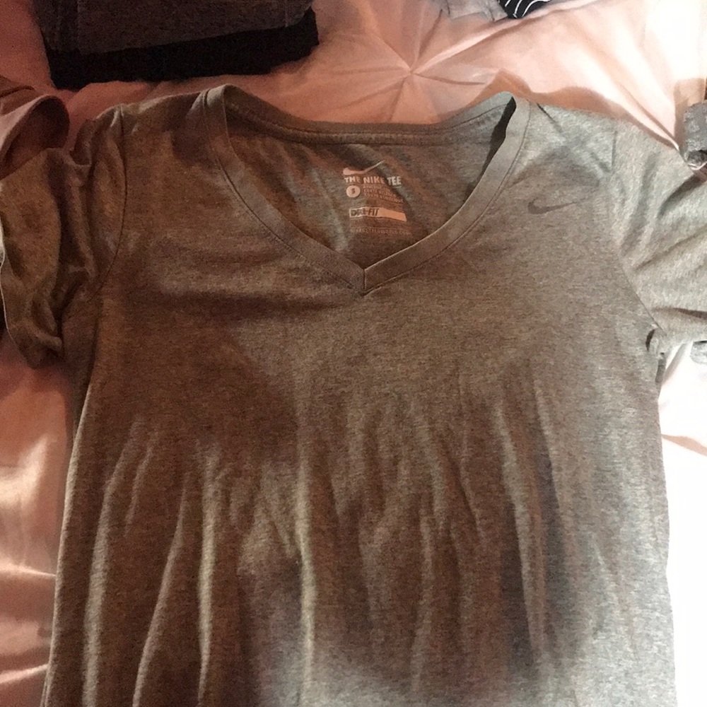 Dry fit Nike v neck
